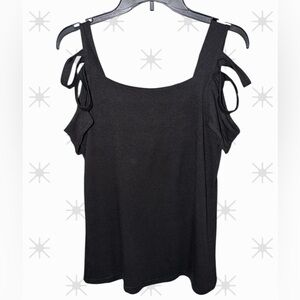 💖 Mix & Match: 4 for $25! 💖
SAUKOLE Women Cold Shoulder Top